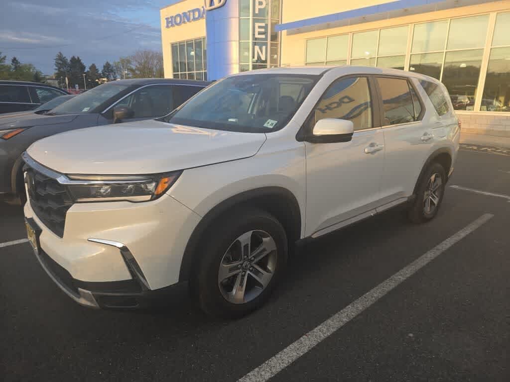 2023 HONDA Pilot