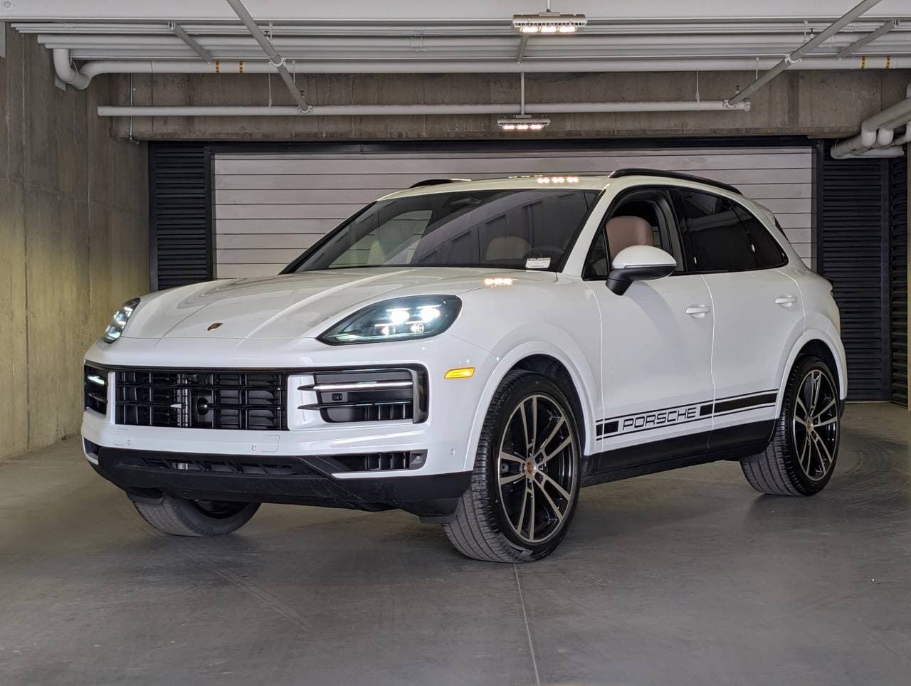 2026 PORSCHE Cayenne