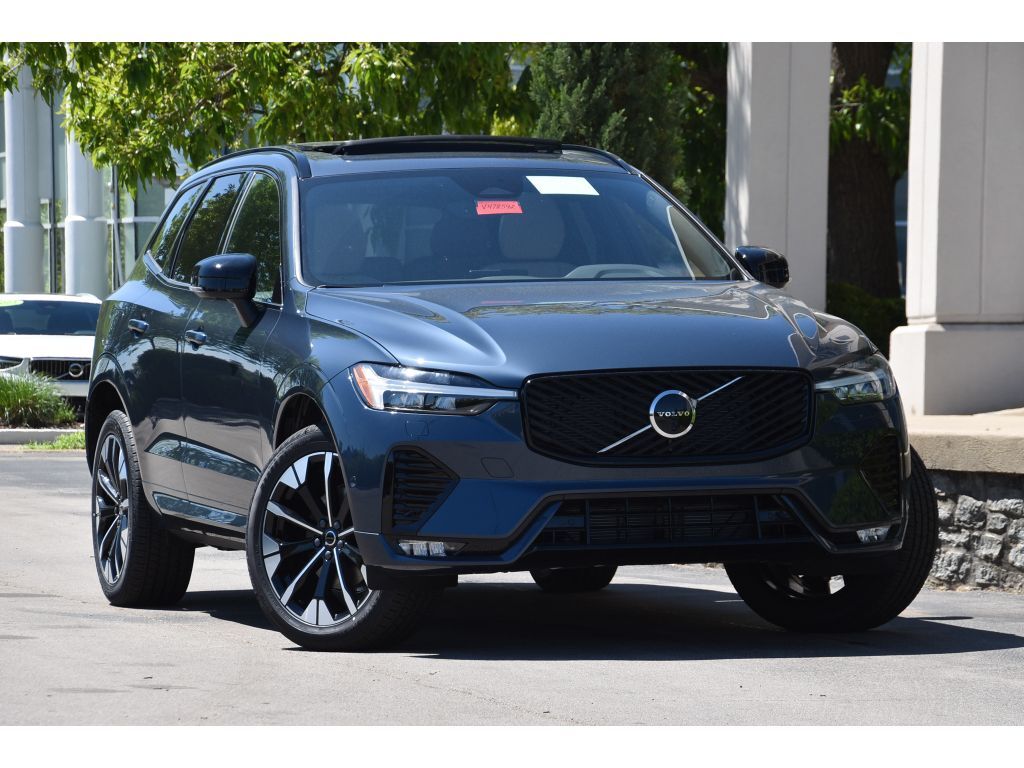 2026 VOLVO XC60