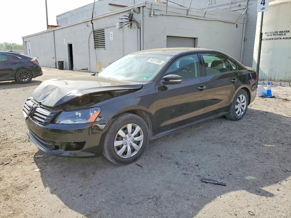 2013 VOLKSWAGEN Passat