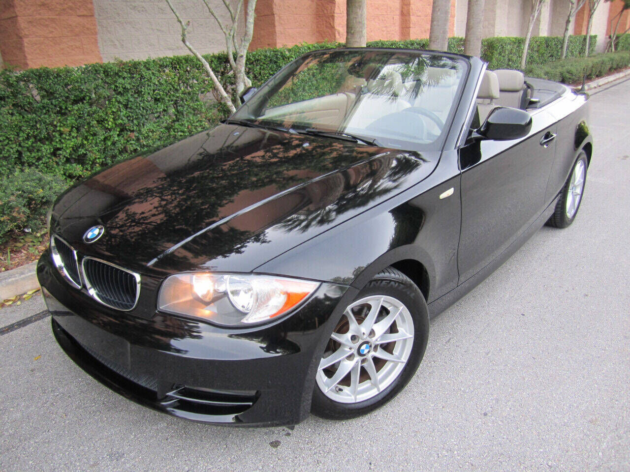 2011 BMW 1 Series