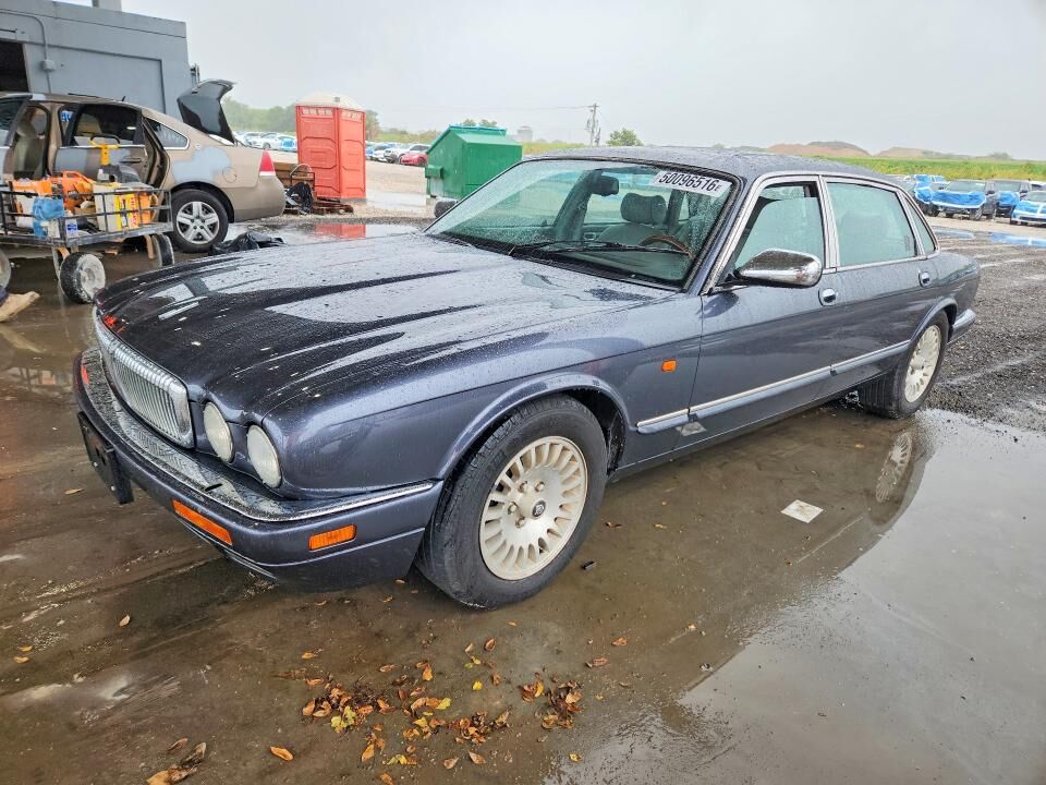 1996 JAGUAR Vanden Plas