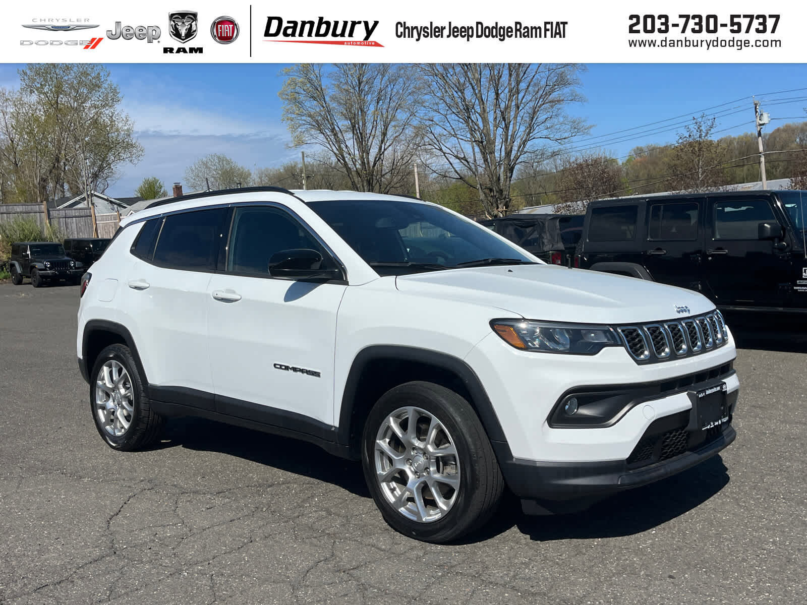 2024 JEEP Compass