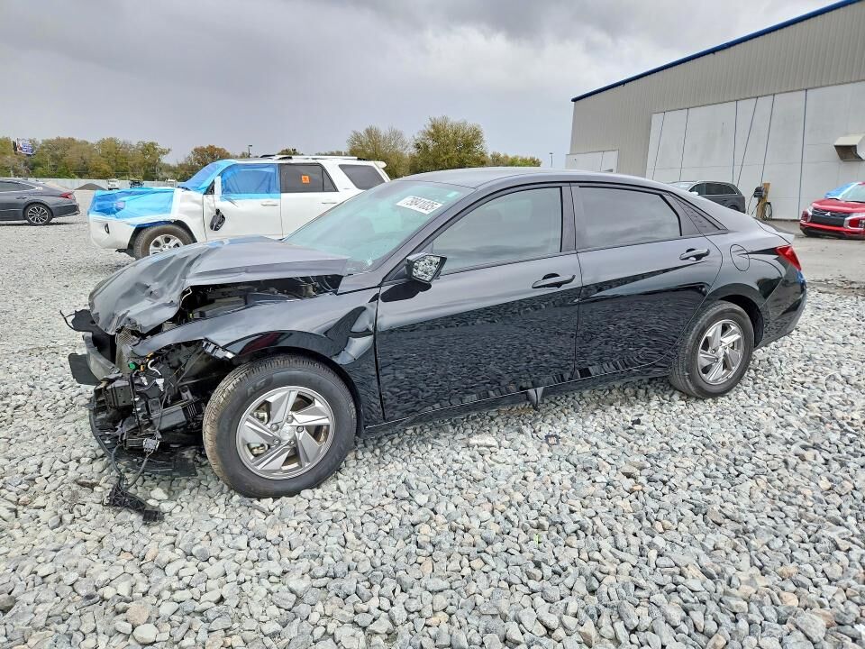 2025 HYUNDAI Elantra