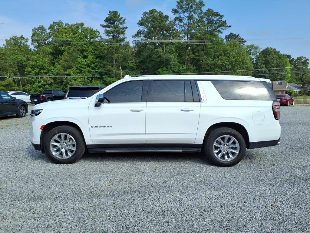 2022 CHEVROLET Suburban