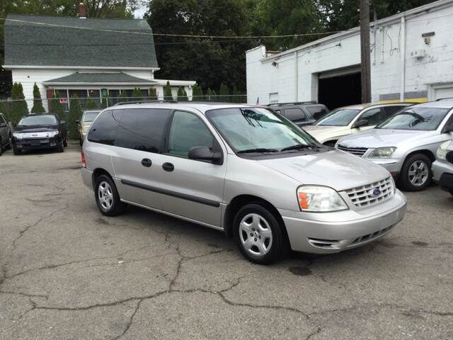 2004 FORD Freestar