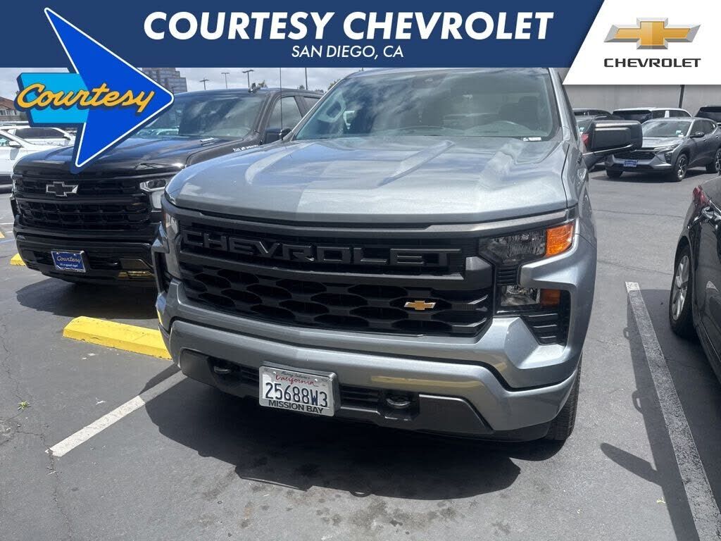 2023 CHEVROLET Silverado