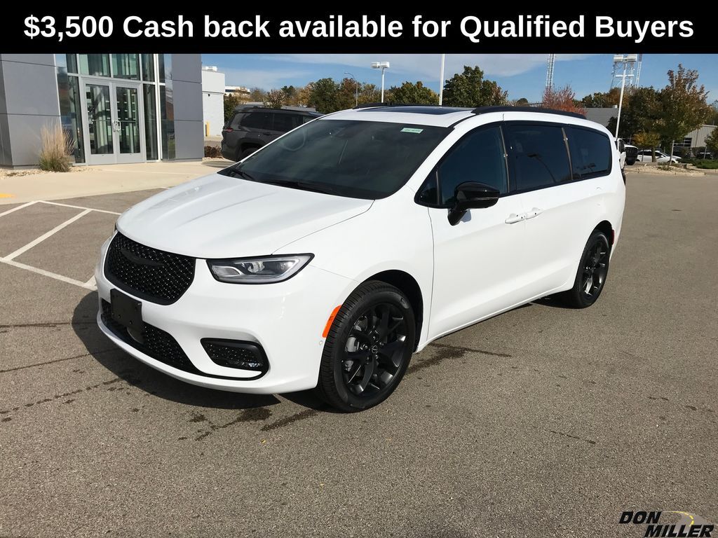 2026 CHRYSLER Pacifica