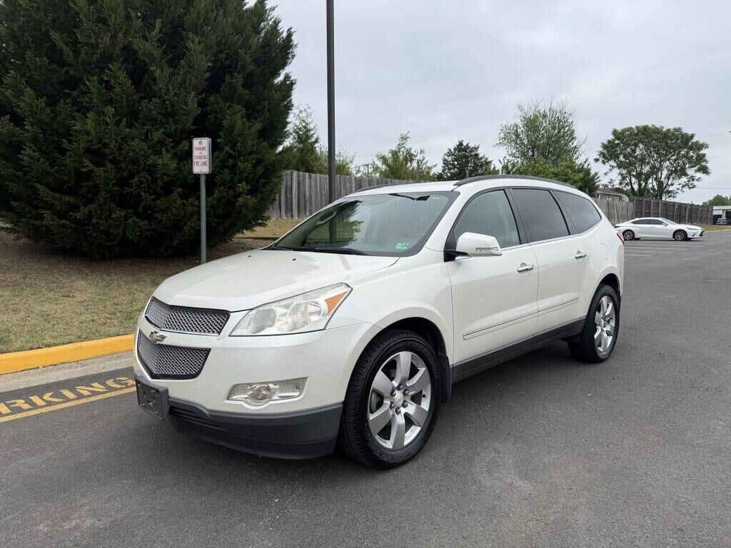 2011 CHEVROLET Traverse
