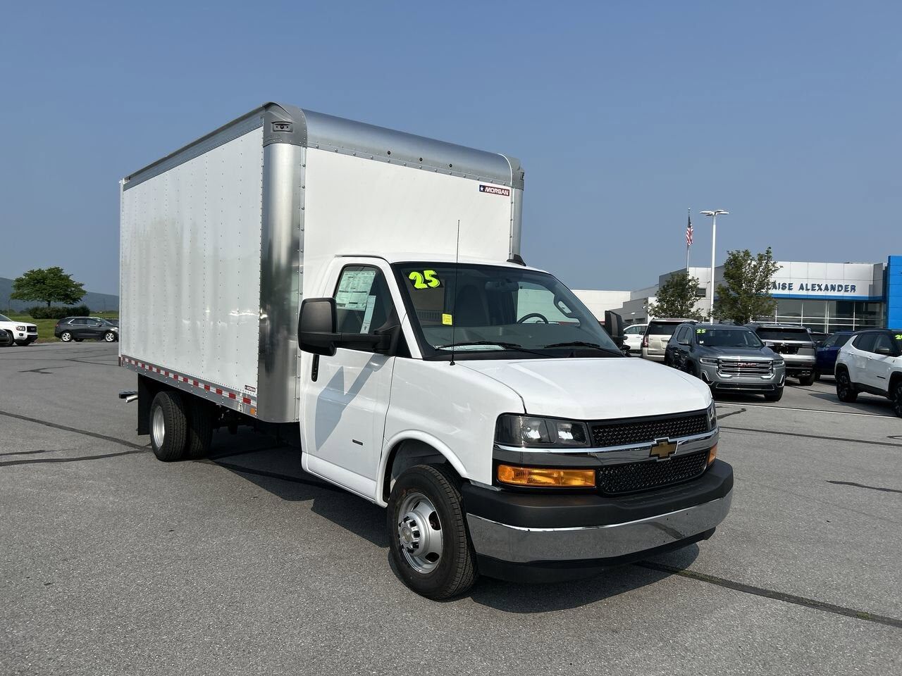 2025 CHEVROLET Express