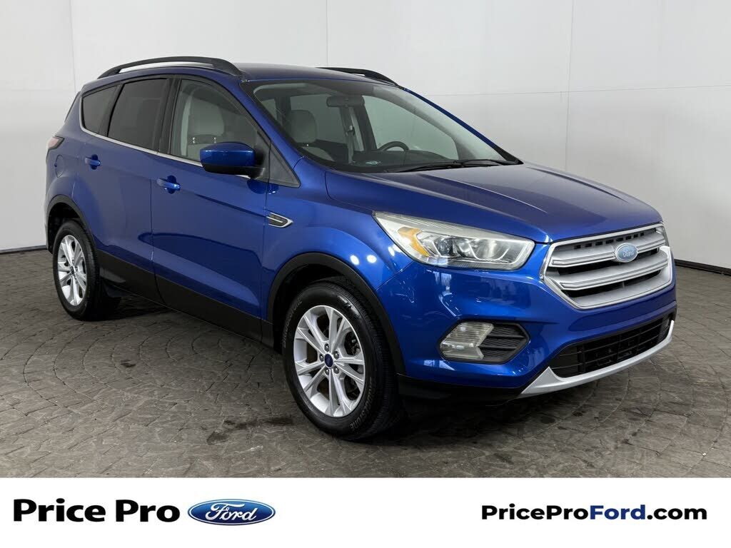 2017 FORD Escape