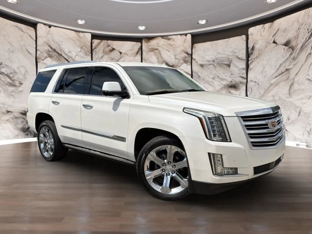 2016 CADILLAC Escalade