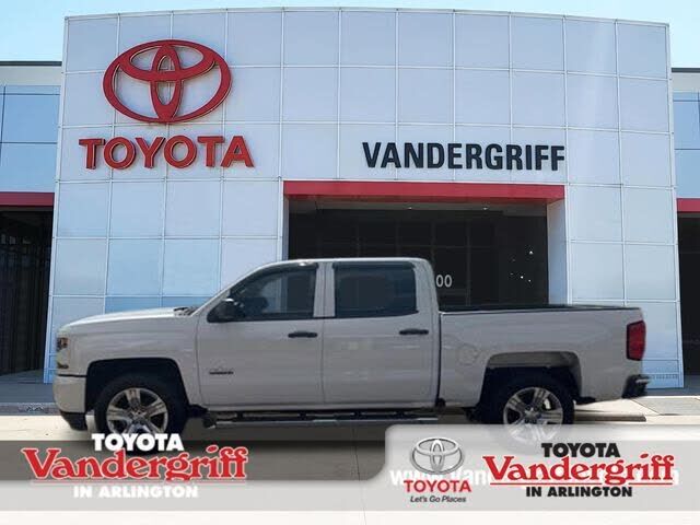 2018 CHEVROLET Silverado