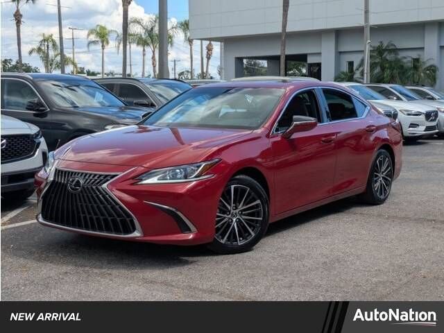 2024 LEXUS ES