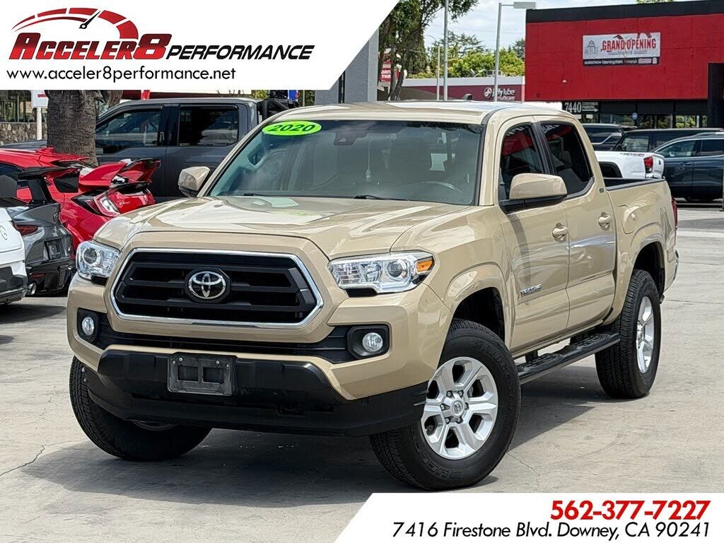 2020 TOYOTA Tacoma