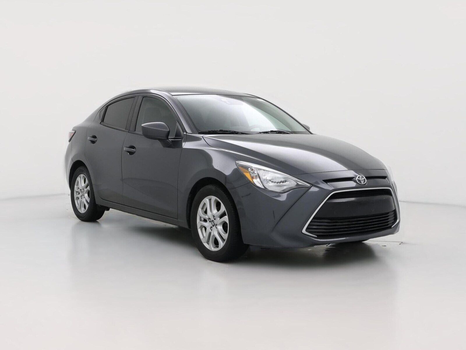 2017 TOYOTA Yaris