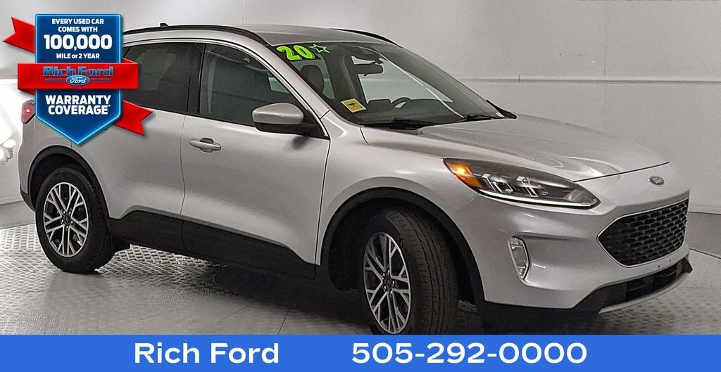 2020 FORD Escape