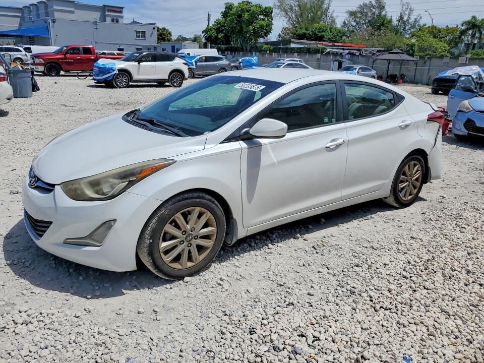 2016 HYUNDAI Elantra