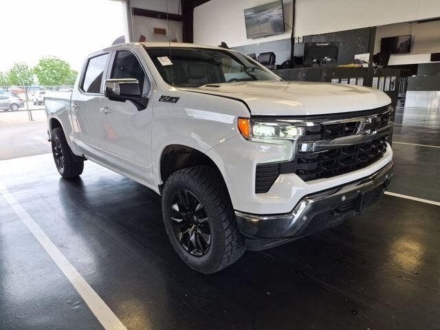 2025 CHEVROLET Silverado
