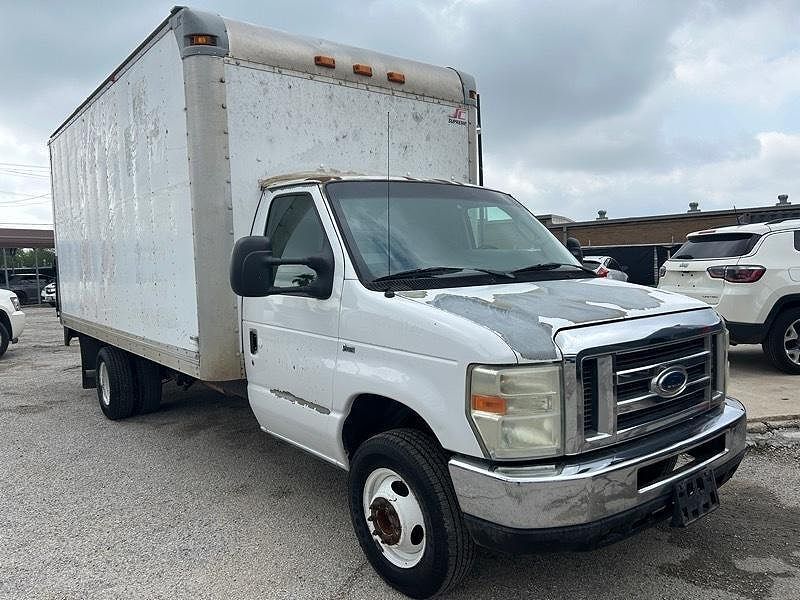 2009 FORD E-350