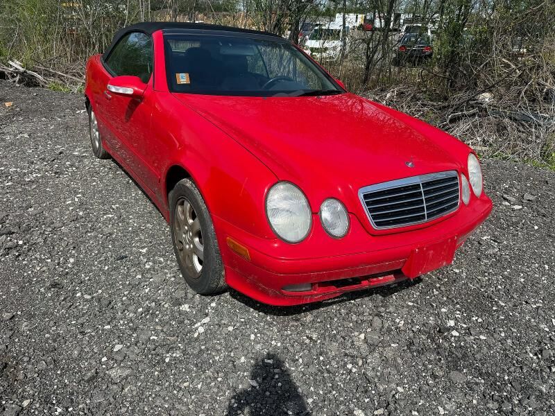 2000 MERCEDES-BENZ CLK-Class