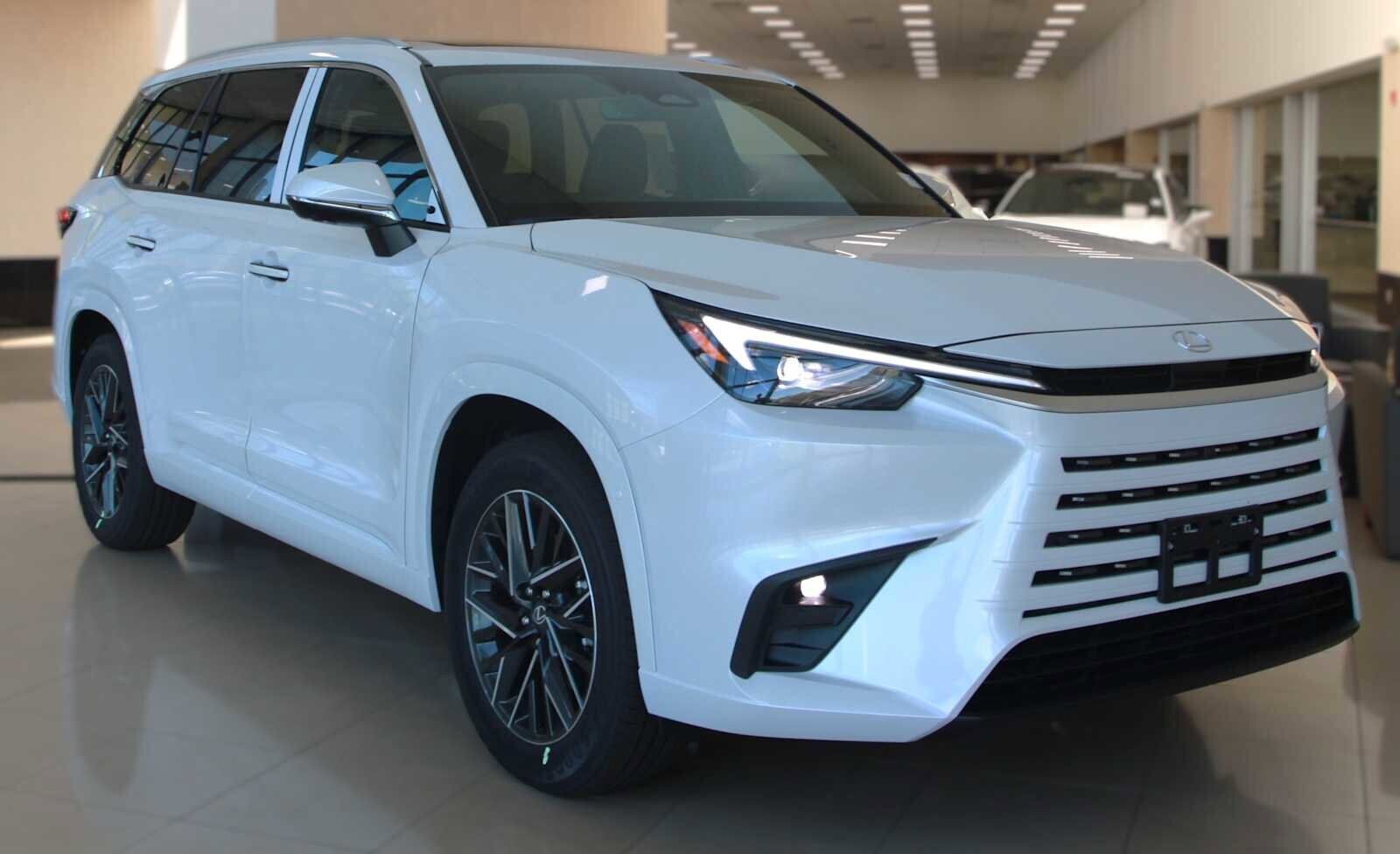 2026 LEXUS TX