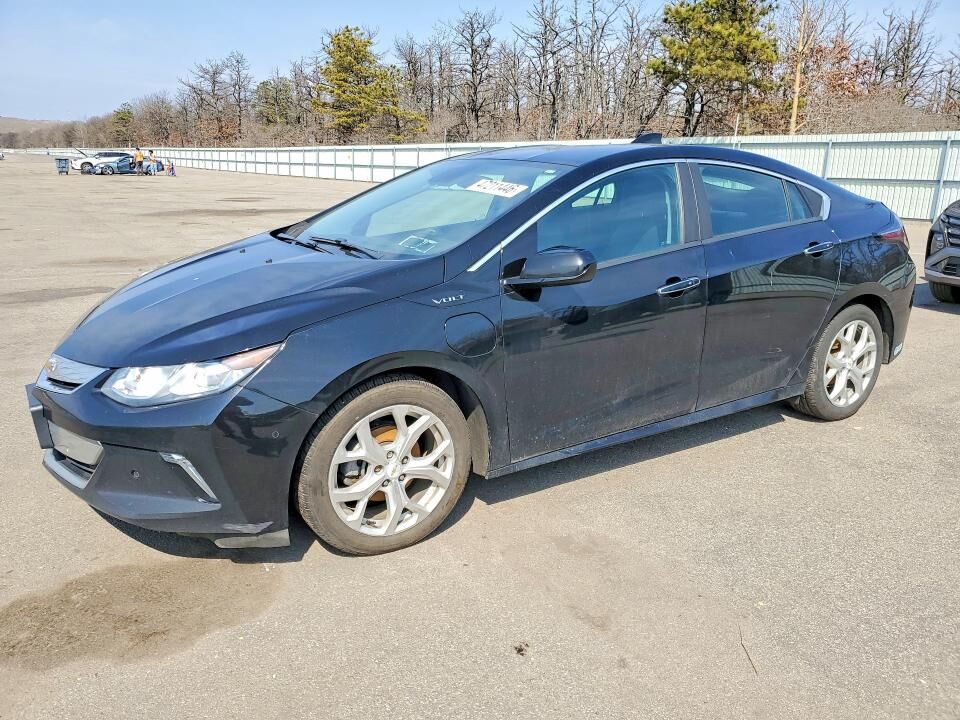 2017 CHEVROLET Volt