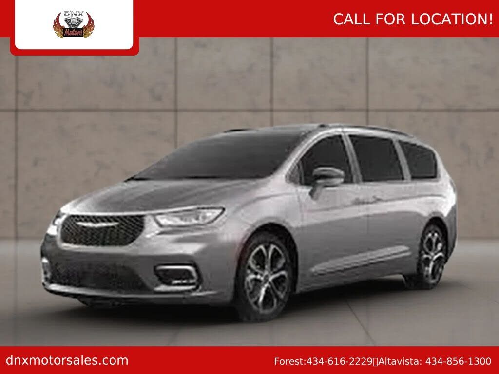 2023 CHRYSLER Pacifica