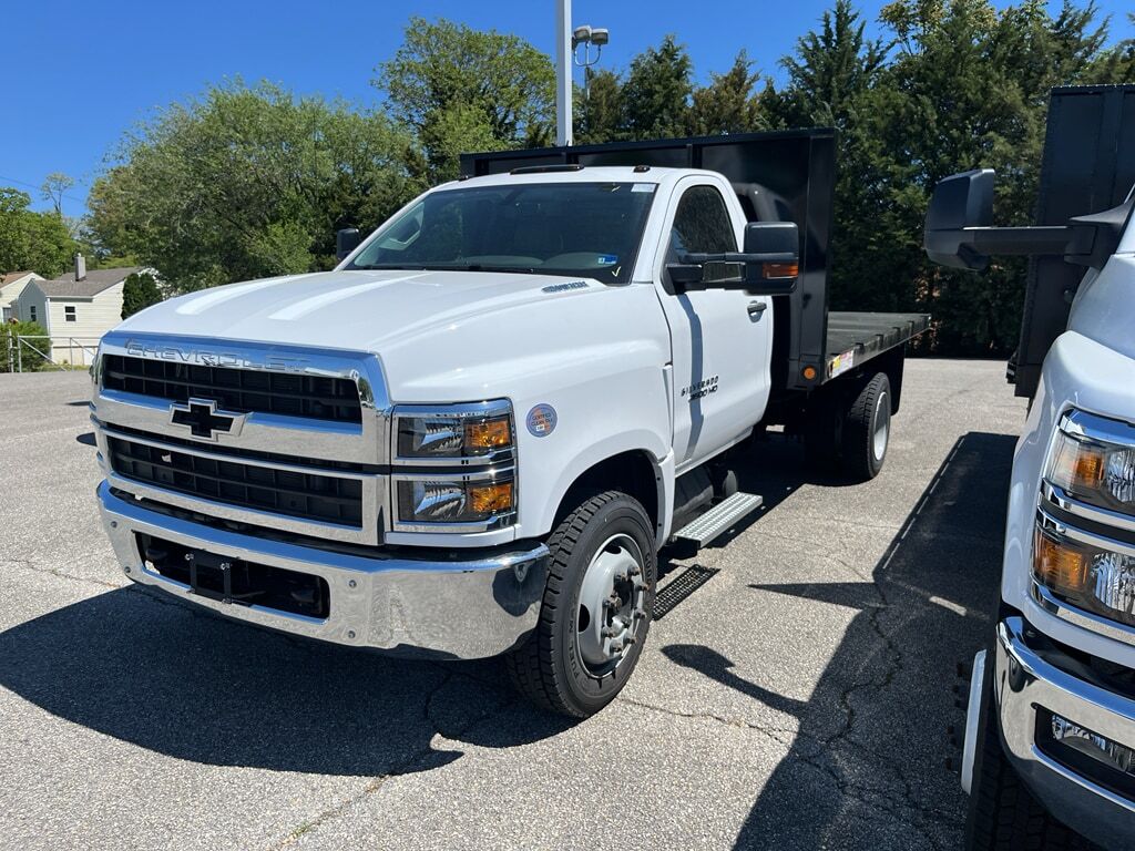 2024 GMC Silverado Medium Duty