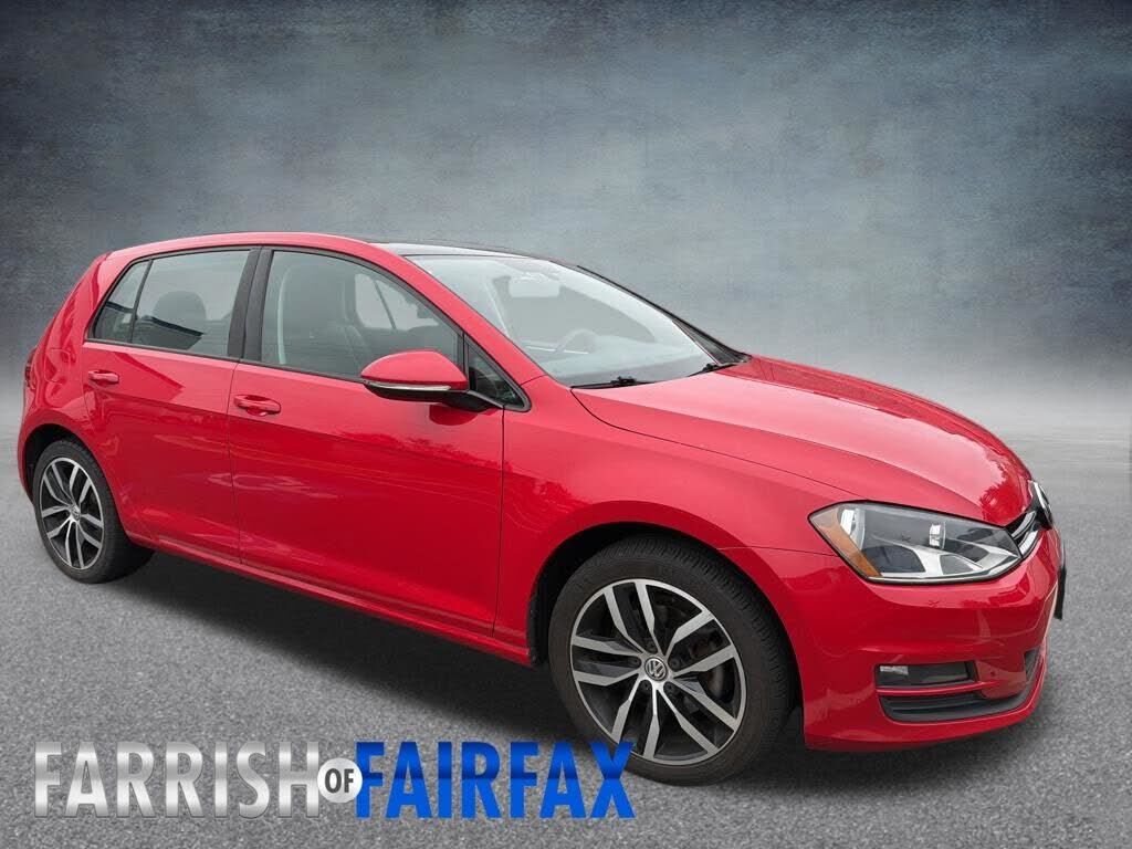 2016 VOLKSWAGEN Golf