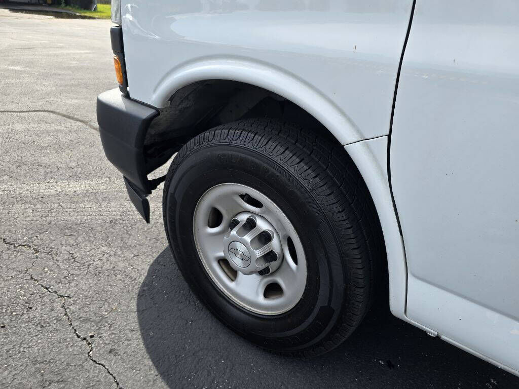 2019 CHEVROLET Express