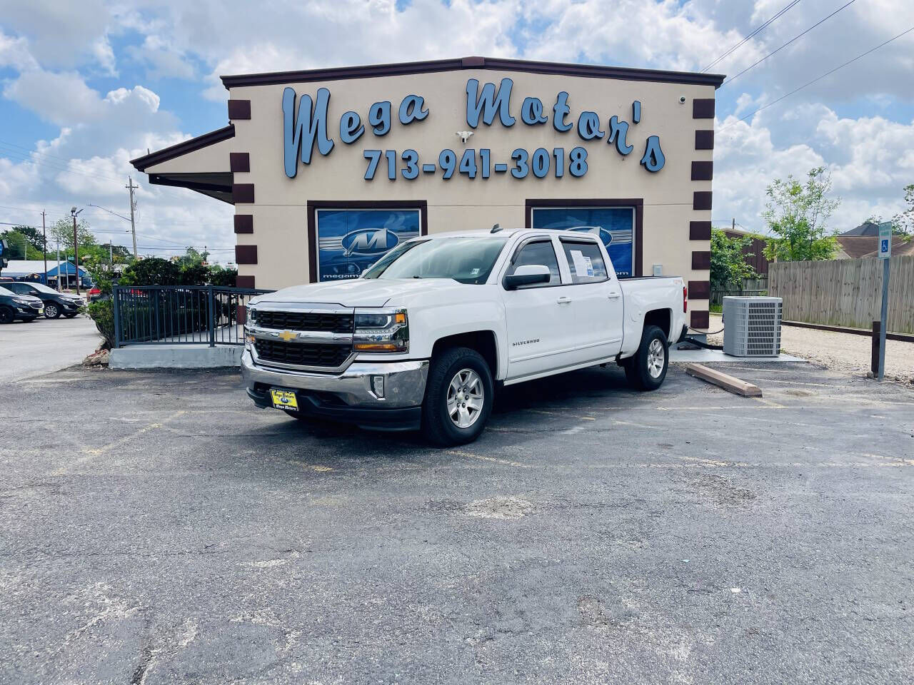 2017 CHEVROLET Silverado