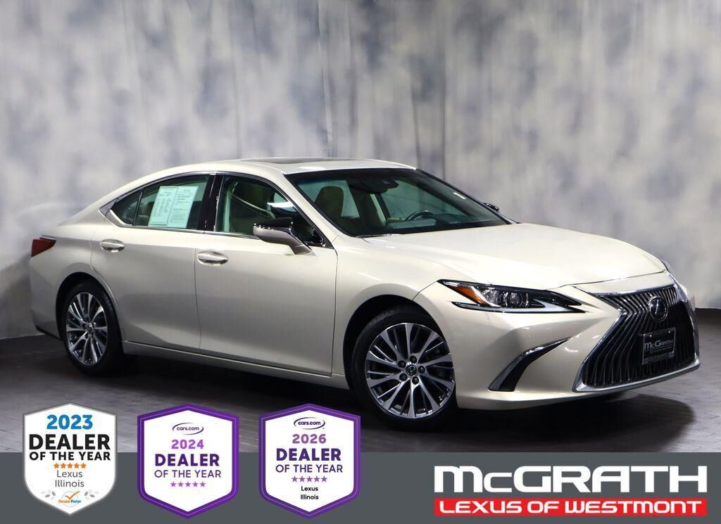 2019 LEXUS ES