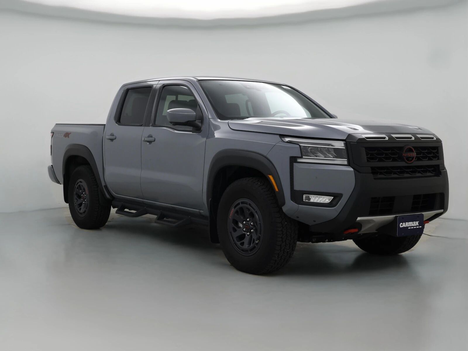 2025 NISSAN Frontier