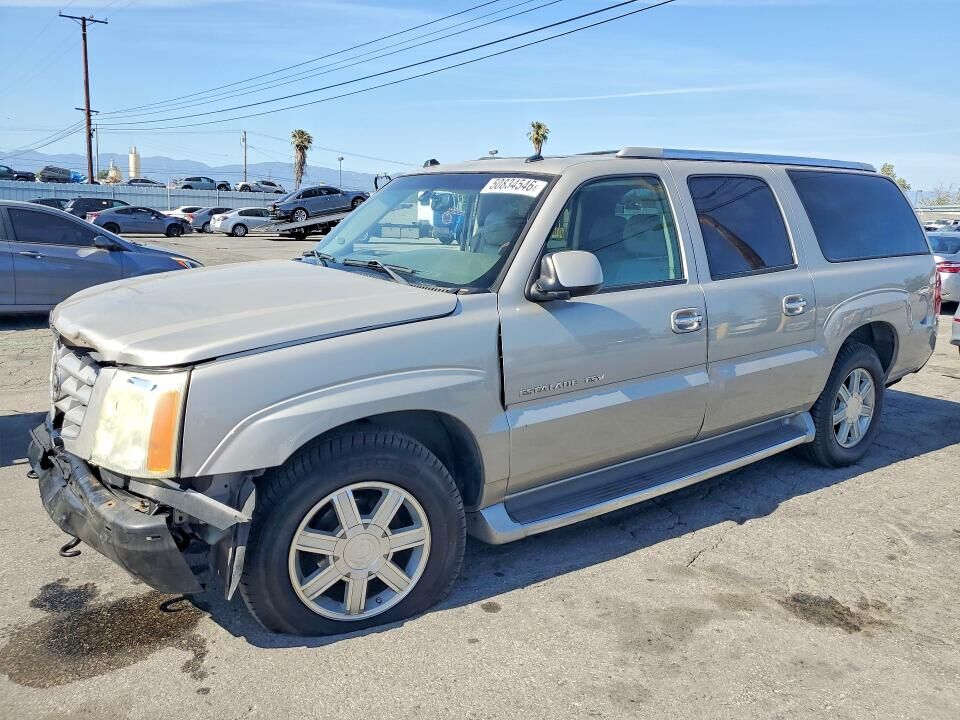2004 CADILLAC Escalade
