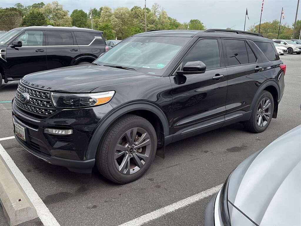 2022 FORD Explorer