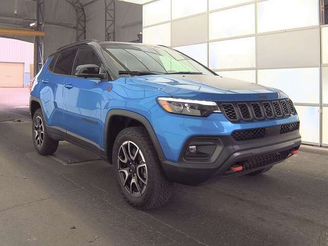 2025 JEEP Compass