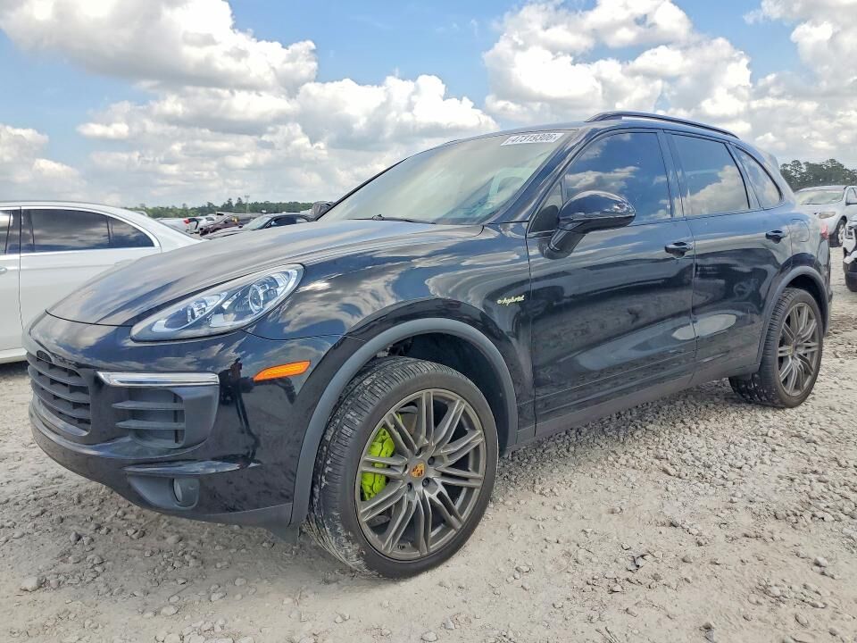 2016 PORSCHE Cayenne