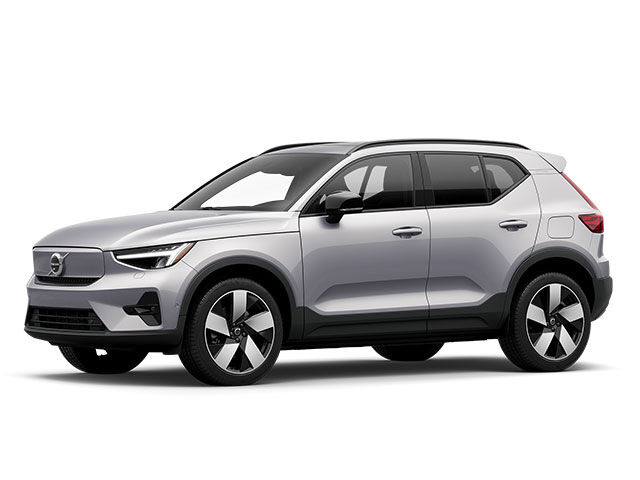 2023 VOLVO XC40