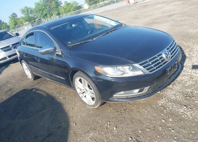2013 VOLKSWAGEN Passat