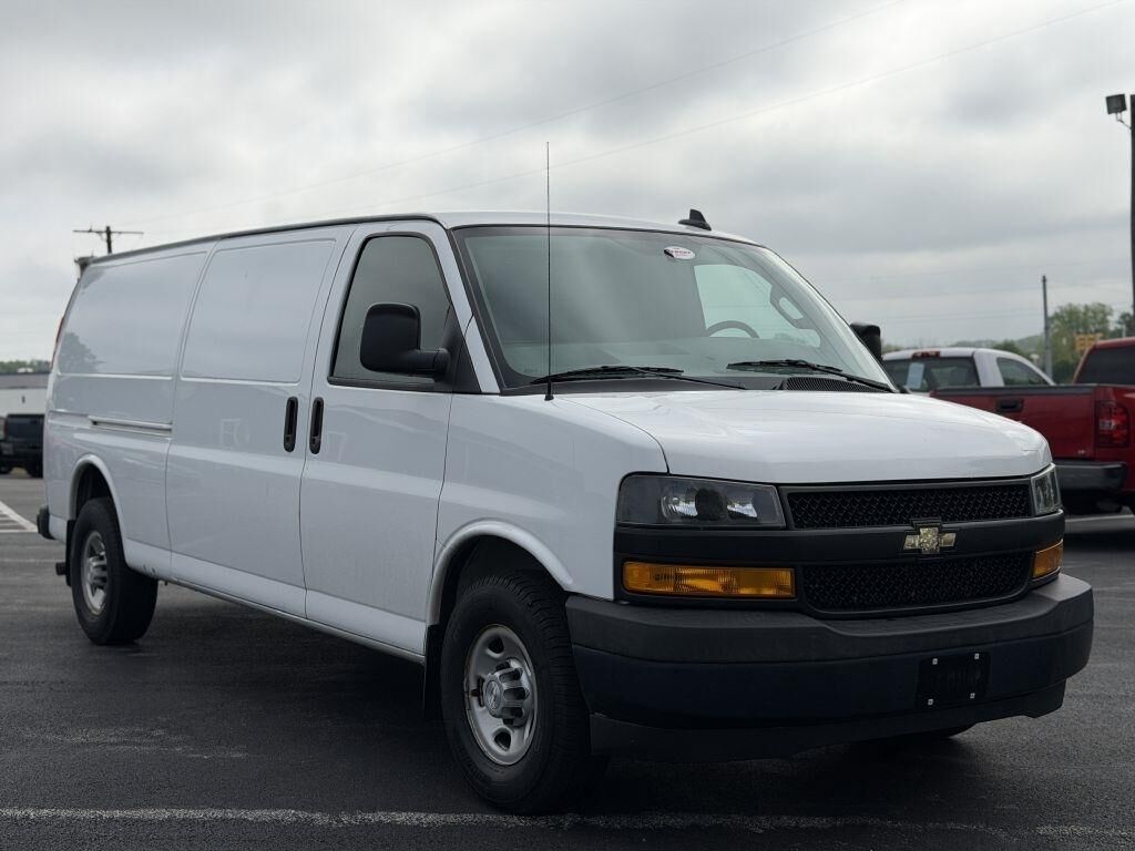2018 CHEVROLET Express