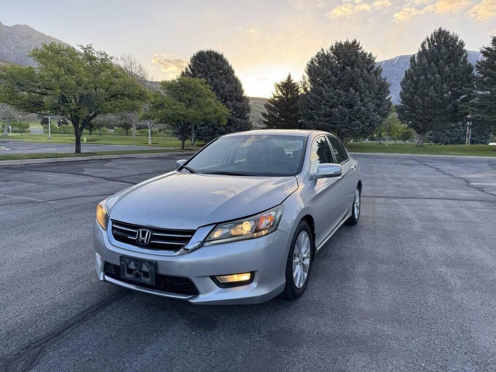 2013 HONDA Accord