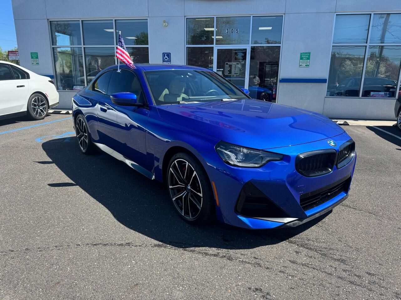2023 BMW 230i