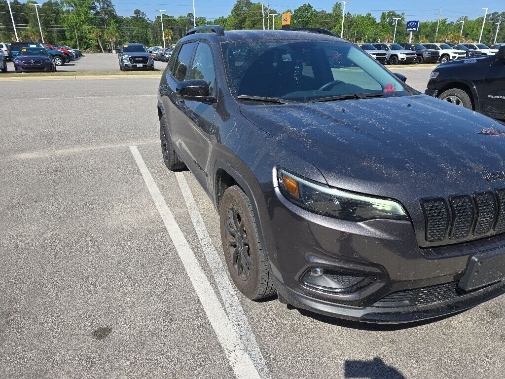 2023 JEEP Cherokee