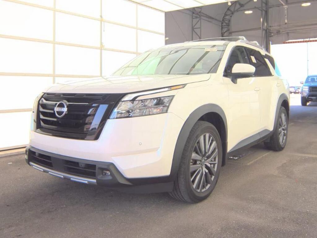 2023 NISSAN Pathfinder