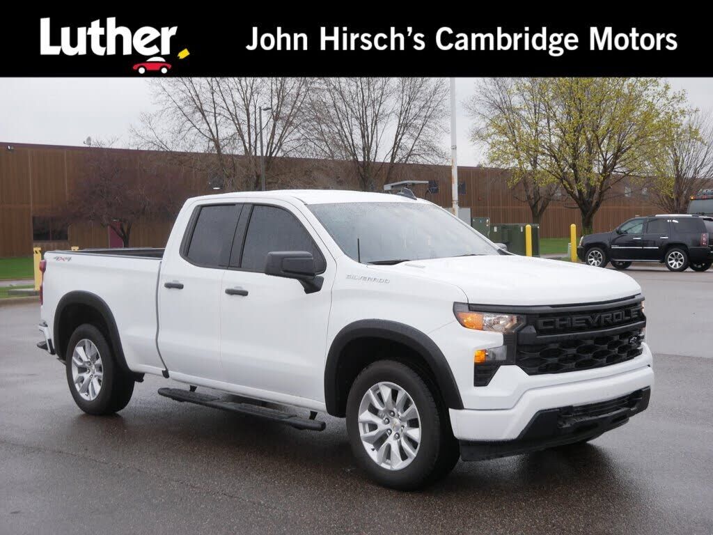 2025 CHEVROLET Silverado