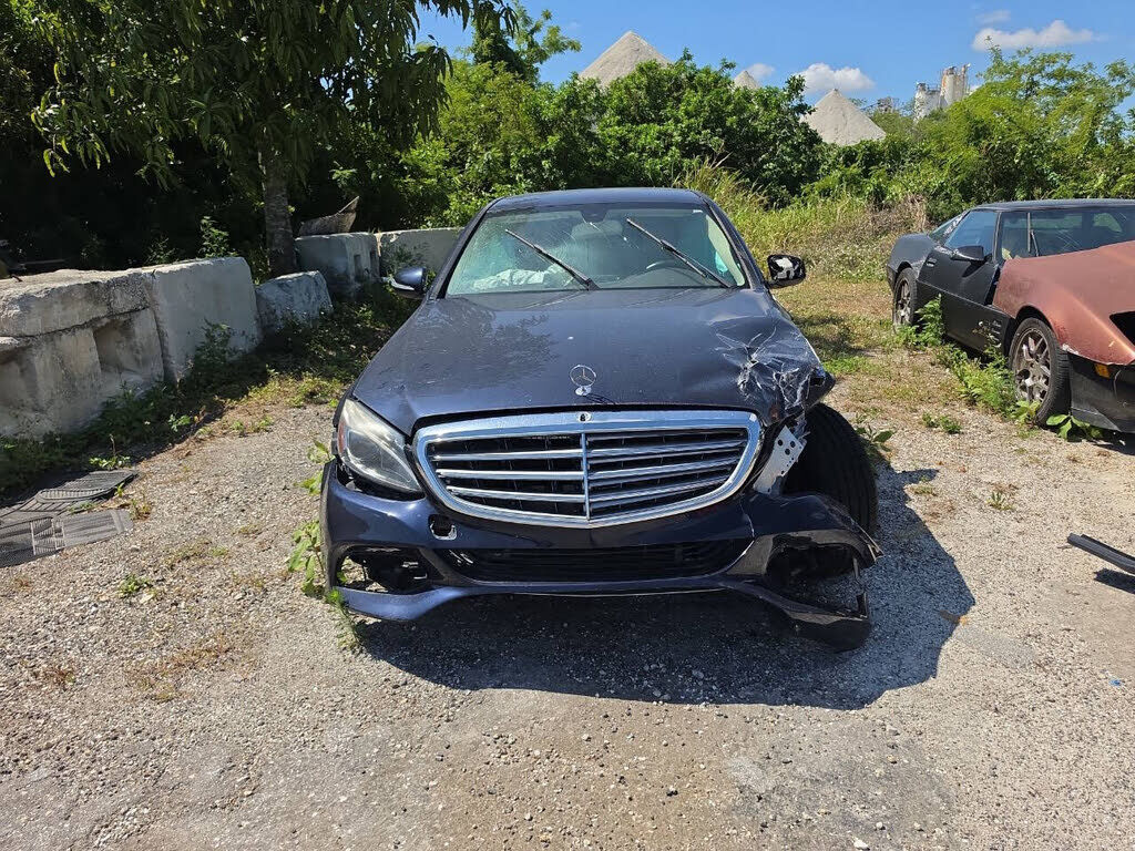 2015 Mercedes-Benz C-Class