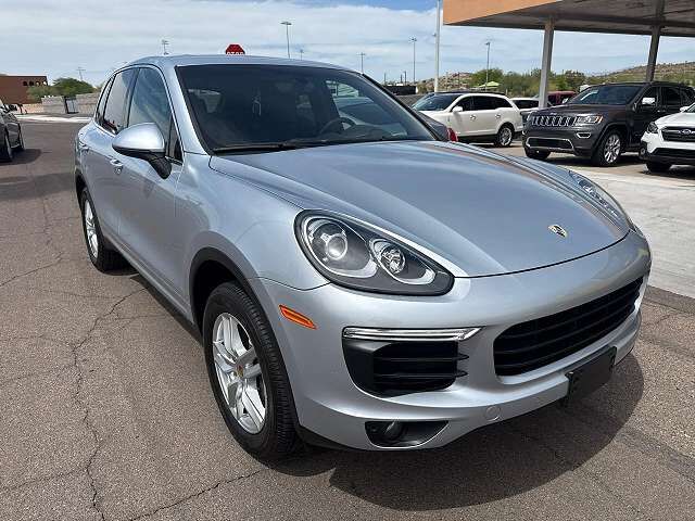 2016 PORSCHE Cayenne