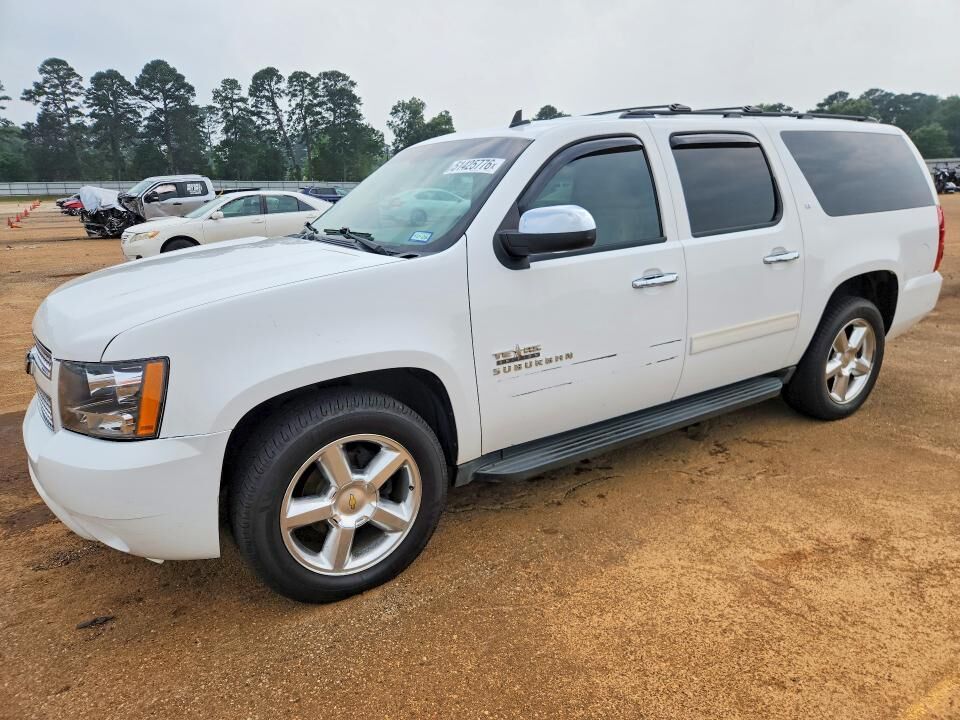 2011 CHEVROLET Suburban