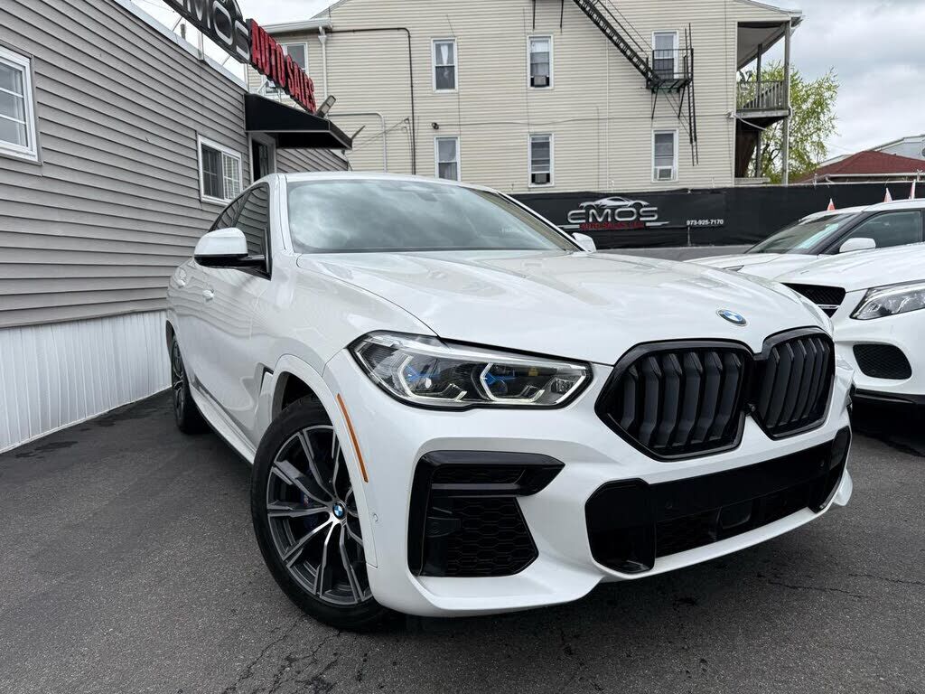 2022 BMW X6